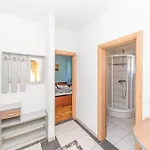 1 Bedroom In Okrug Gornji Apartment *