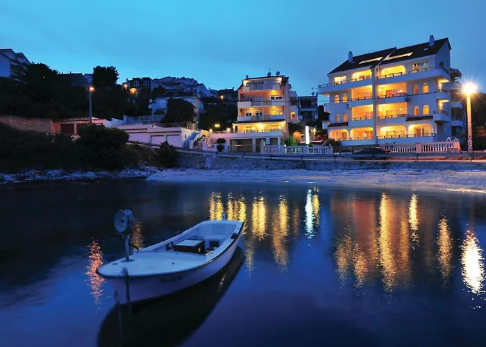 Lovely In Okrug Gornji Appartement *