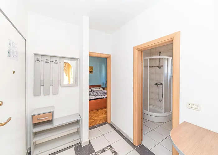 Lovely In Okrug Gornji Appartement *